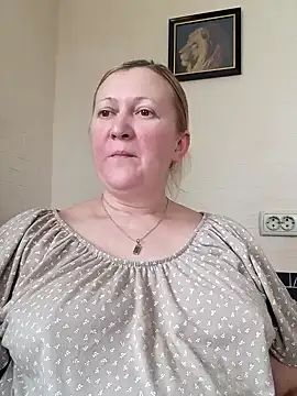 Snapshot of blondyaguar chatting on 16, 12, 2024 blondyaguar online show from 16, 12, 2024