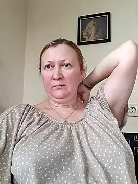 Snapshot of blondyaguar chatting on 17, 12, 2024 blondyaguar online show from 17, 12, 2024