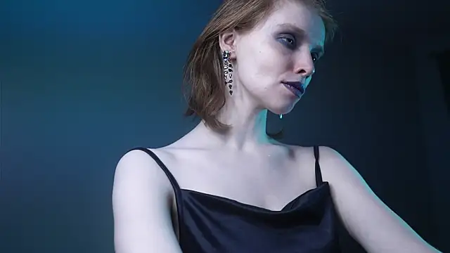 ginger hugs online show from 3, 11, 2025