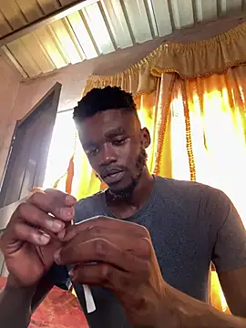 Snapshot of HottSledge chatting on 5, 3, 2025 HottSledge online show from 5, 3, 2025