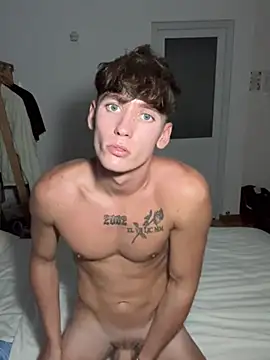 Snapshot of Hornyyoungstud123 chatting on 31, 7, 2026 Hornyyoungstud123 online show from 31, 7, 2026