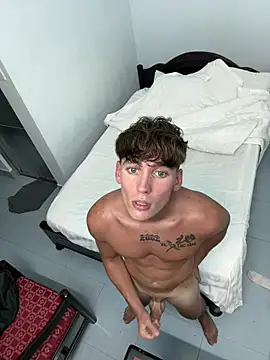 Snapshot of Hornyyoungstud123 chatting on 4, 8, 2026 Hornyyoungstud123 online show from 4, 8, 2026