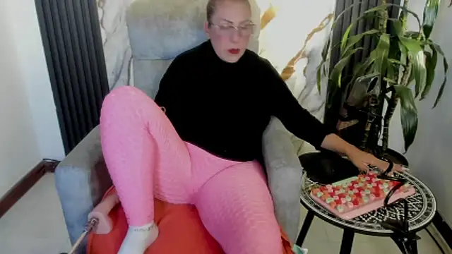 BrendaSex Hot online show from 5, 2, 2026