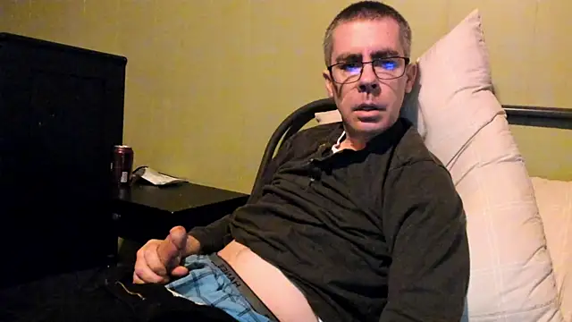 Snapshot of ImportantEquator0 chatting on 2, 11, 2025 ImportantEquator0 online show from 2, 11, 2025