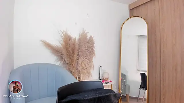 Snapshot of Kimm_khalifa chatting on 11, 10, 2025 Kimm khalifa online show from 11, 10, 2025