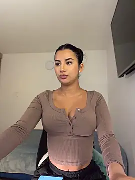 Kimm khalifa online show from 18, 6, 2026