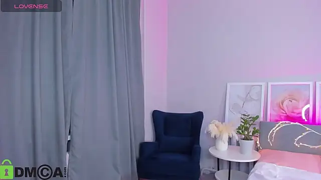 Elis Fox online show from 10, 2, 2025