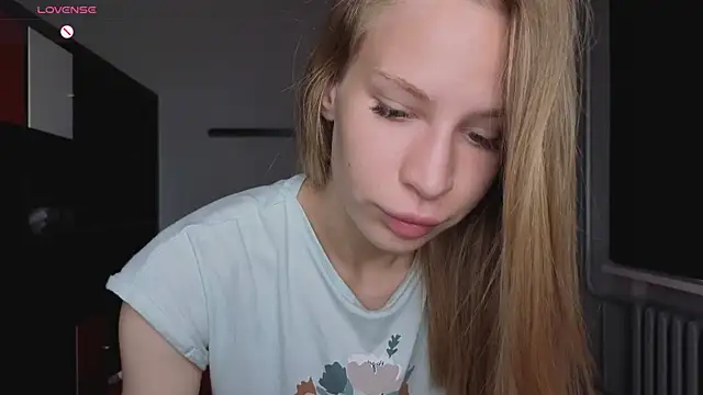 Snapshot of Elis_Fox chatting on 28, 6, 2026 Elis Fox online show from 28, 6, 2026