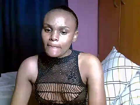 Queen petite  online show from 21, 7, 2026