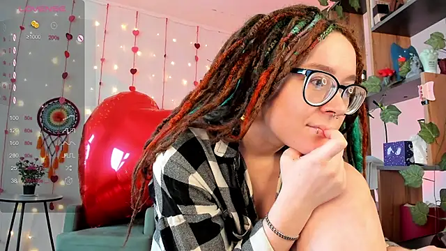 alisahug online show from 7, 2, 2025