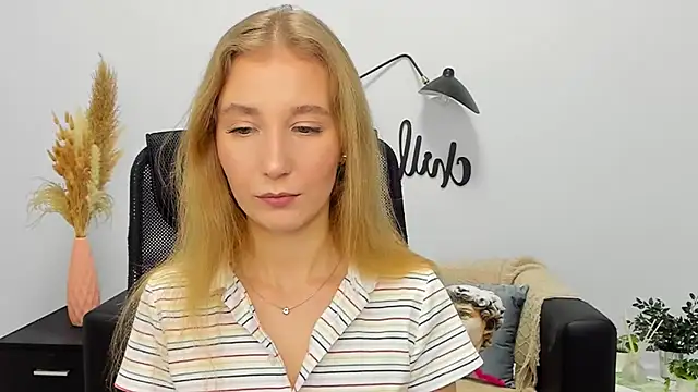 LolaWilsons online show from 11, 1, 2025