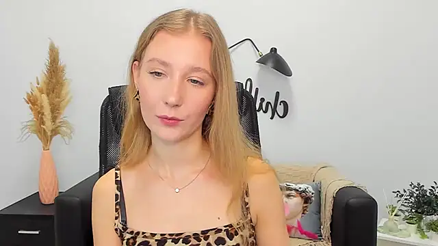 LolaWilsons online show from 27, 1, 2025