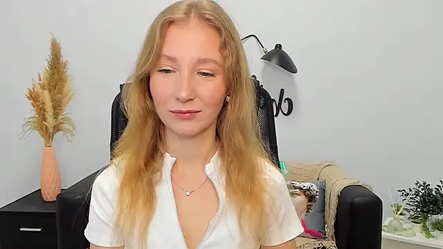 LolaWilsons online show from 28, 1, 2025