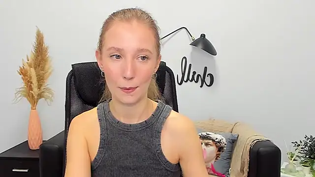 LolaWilsons online show from 30, 1, 2025