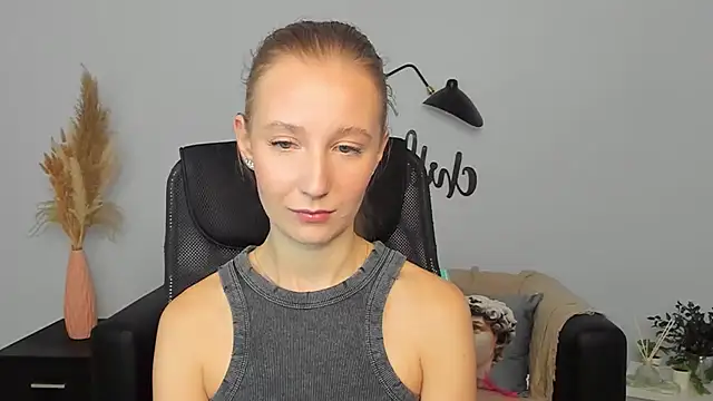 LolaWilsons online show from 6, 2, 2025