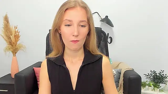 LolaWilsons online show from 26, 2, 2025