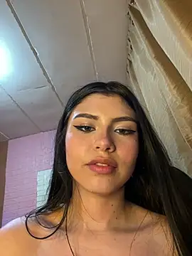 Snapshot of hurrem_18 chatting on 10, 2, 2025 hurrem 18 online show from 10, 2, 2025