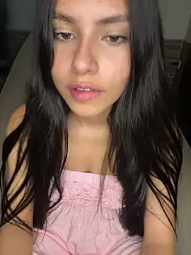 Snapshot of hurrem_18 chatting on 6, 2, 2026 hurrem 18 online show from 6, 2, 2026