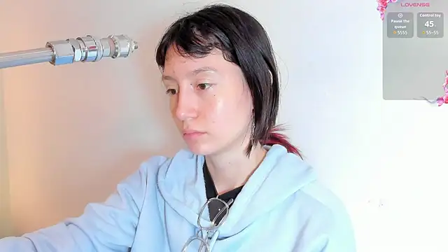 lizzy davis 1 online show from 5, 10, 2025