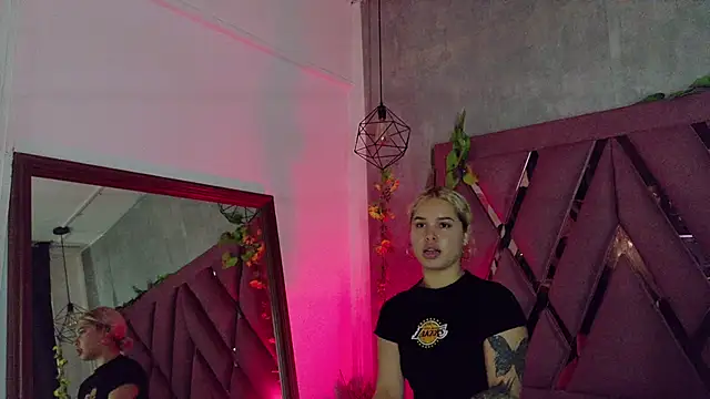 Haelycute online show from 14, 2, 2026