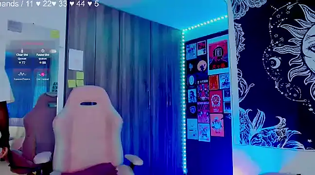 Snapshot of melissahowl chatting on 1, 2, 2025 melissahowl online show from 1, 2, 2025