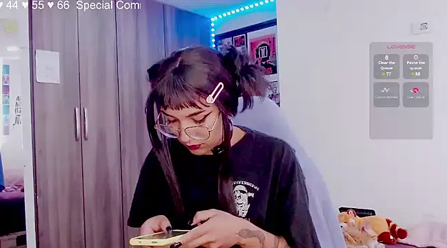 Snapshot of melissahowl chatting on 13, 3, 2025 melissahowl online show from 13, 3, 2025