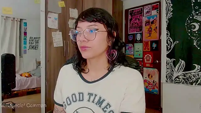 Snapshot of melissahowl chatting on 20, 10, 2025 melissahowl online show from 20, 10, 2025