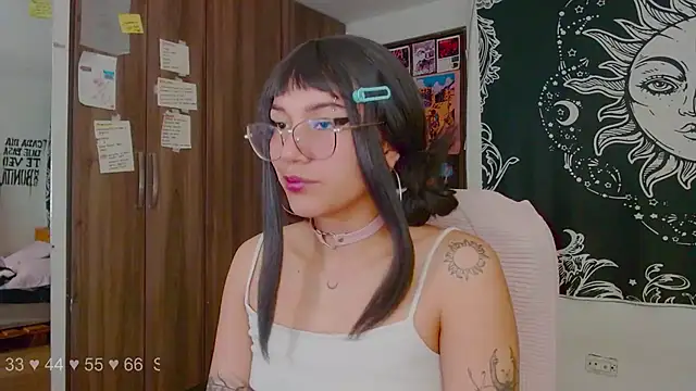 Snapshot of melissahowl chatting on 20, 10, 2025 melissahowl online show from 20, 10, 2025