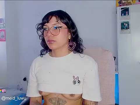 Snapshot of melissahowl chatting on 18, 12, 2025 melissahowl online show from 18, 12, 2025