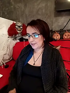 IsisBlake online show from 5, 10, 2025