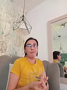 IsisBlake online show from 3, 2, 2026