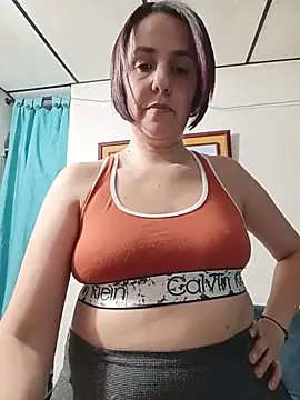 IsisBlake online show from 26, 6, 2026