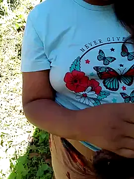 Snapshot of Sexy--queen1 chatting on 2, 3, 2025 Sexy--queen1 online show from 2, 3, 2025