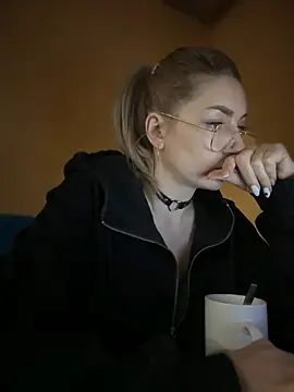 Crazy-Rosa online show from 12, 1, 2025