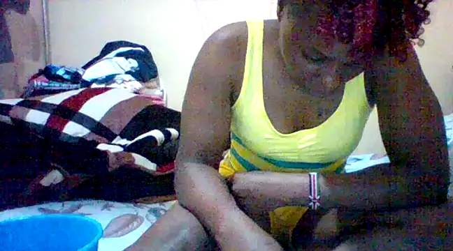 Snapshot of EBONYVANILLA02 chatting on 5, 2, 2025 EBONYVANILLA02 online show from 5, 2, 2025