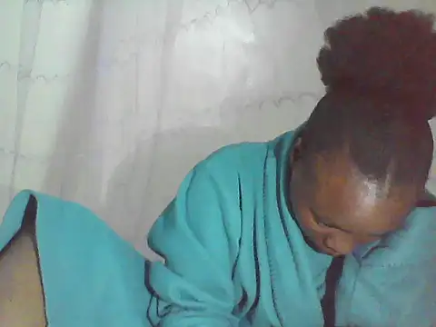 Snapshot of EBONYVANILLA02 chatting on 14, 9, 2025 EBONYVANILLA02 online show from 14, 9, 2025