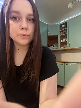 Marylallka5 online show from 8, 2, 2025