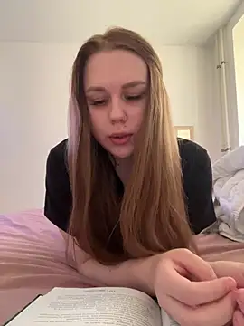 Marylallka5 online show from 25, 7, 2026