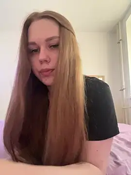 Marylallka5 online show from 4, 8, 2026