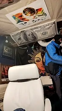 Snapshot of Gillygilly76 chatting on 25, 2, 2025 Gillygilly76 online show from 25, 2, 2025