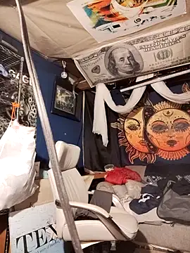 Snapshot of Gillygilly76 chatting on 22, 3, 2025 Gillygilly76 online show from 22, 3, 2025