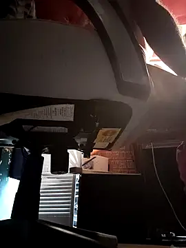 Snapshot of Gillygilly76 chatting on 16, 10, 2025 Gillygilly76 online show from 16, 10, 2025