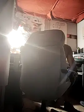 Snapshot of Gillygilly76 chatting on 21, 10, 2025 Gillygilly76 online show from 21, 10, 2025