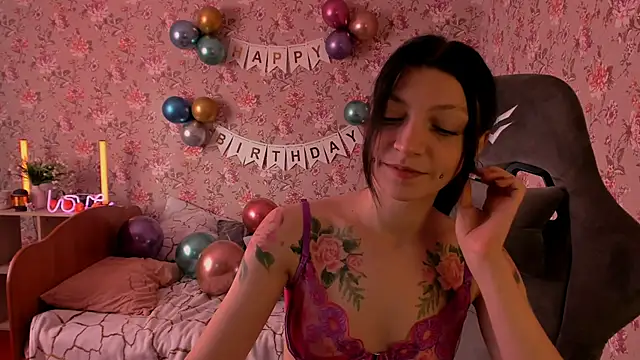 Lolly Haze online show from 23, 11, 2025