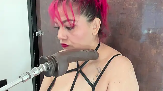 Aaliyah Padron online show from 6, 3, 2025