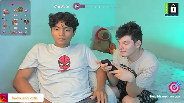 Snapshot of _Ottis_ chatting on 15, 1, 2025  Ottis  online show from 15, 1, 2025