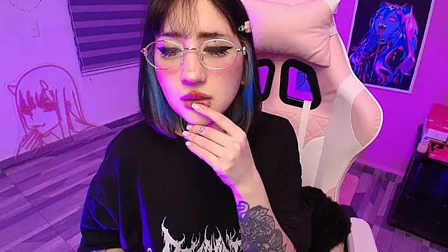 Miwa violet online show from 17, 6, 2026