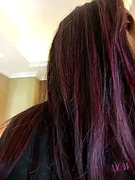 MonicaMoret online show from 10, 3, 2025