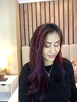 MonicaMoret online show from 11, 3, 2025