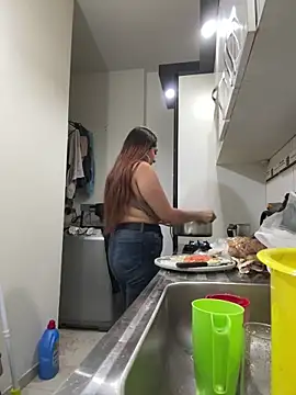 Snapshot of Dahian_XXX chatting on 17, 12, 2024 Dahian XXX online show from 17, 12, 2024